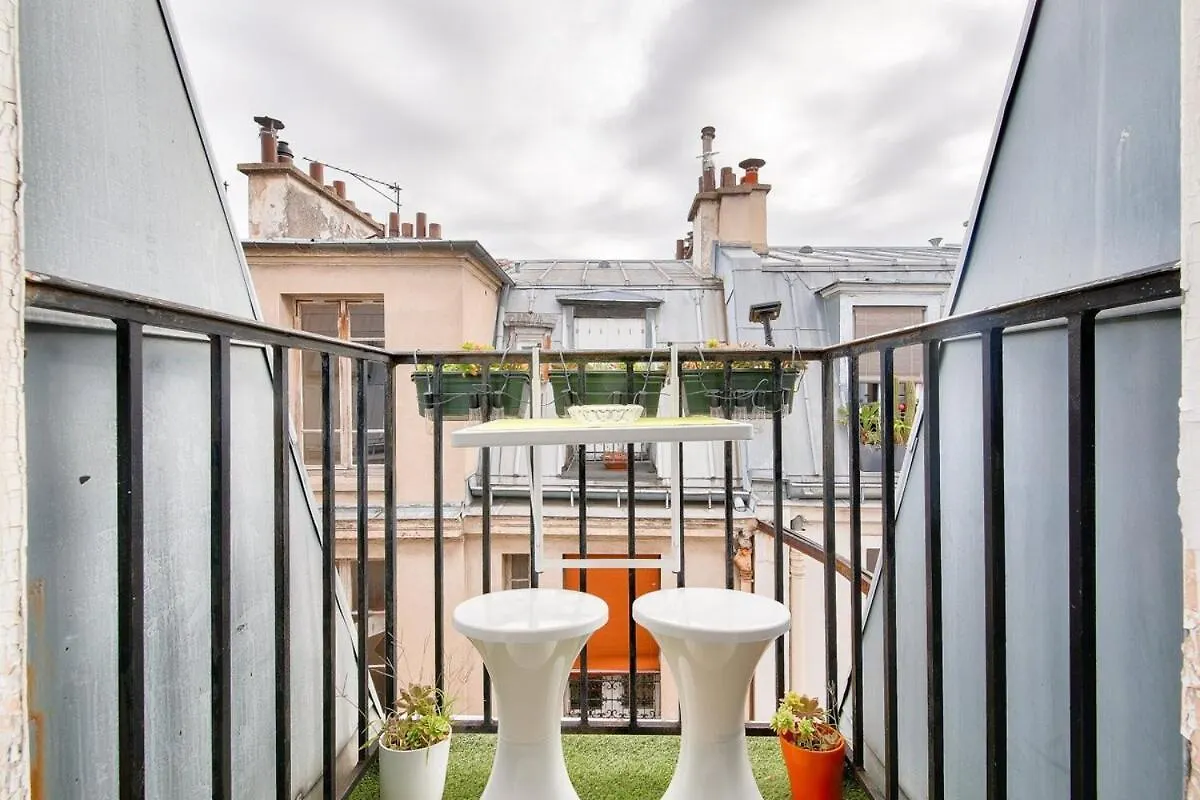Cosy Appart Coeur De Paris 2 Pers 0*,